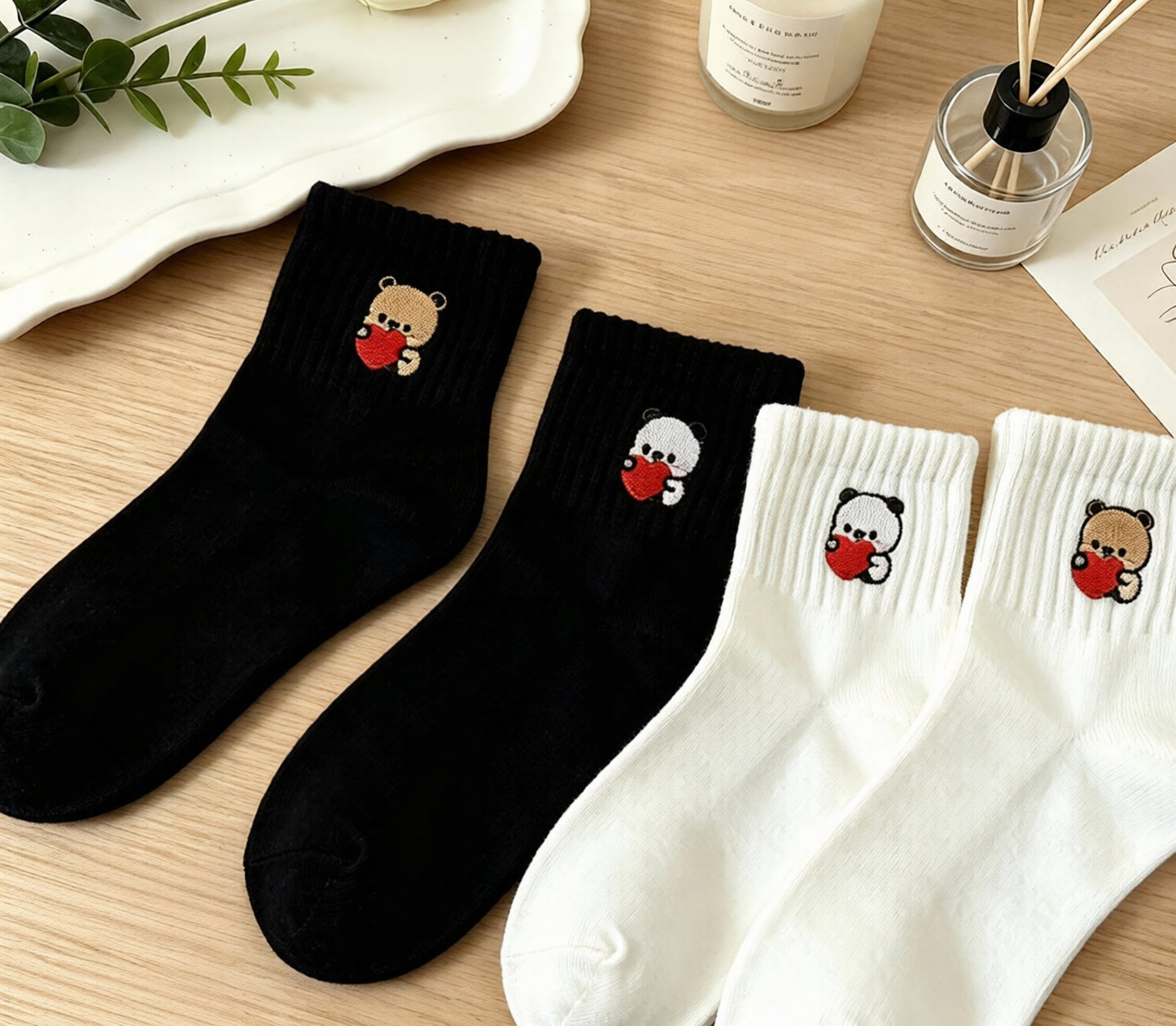 一二布布爱心刺绣情侣袜 Bubu & Dudu Heart Embroidered Couple Socks 🧦
